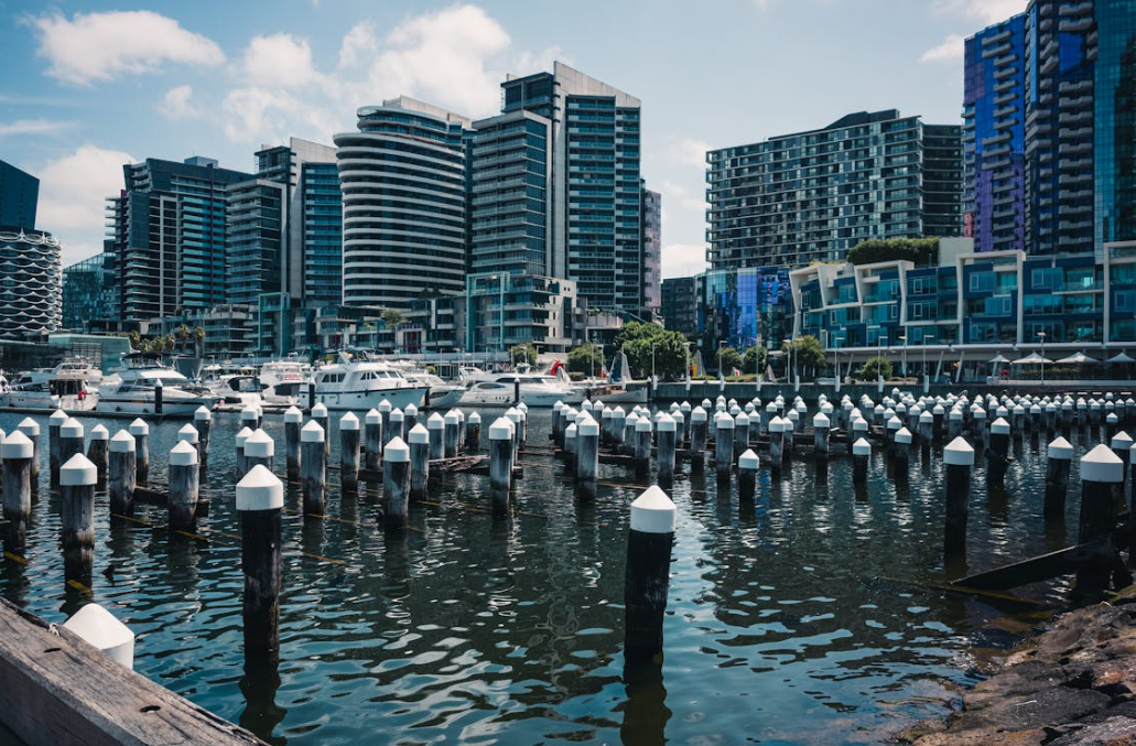 Window Cleaning for High-Rise Apartments in Melbourne