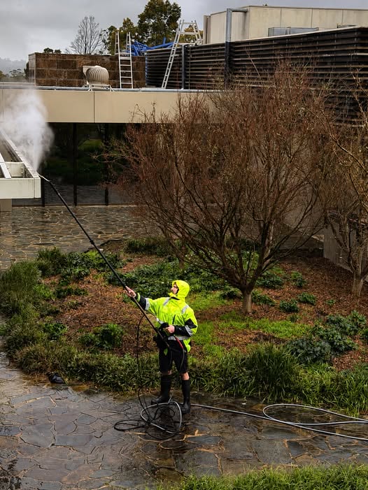 How much does Gutter Cleaning cost in Melbourne
